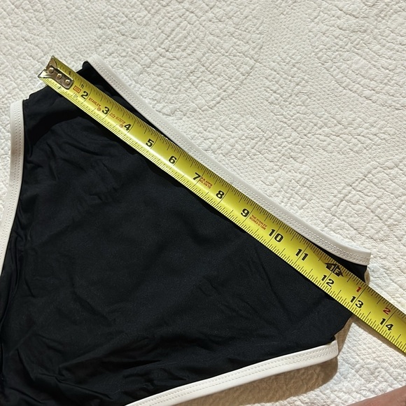 Aqua Bloomingdale’s exclusive Bikini Bottom. NWT. Small - Picture 8 of 9